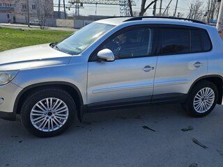 2009 Volkswagen Tiguan I, серебристый, 1250000 рублей, вид 1