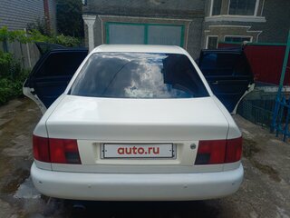 1996 Audi A6 I (C4), белый, 300000 рублей, вид 3