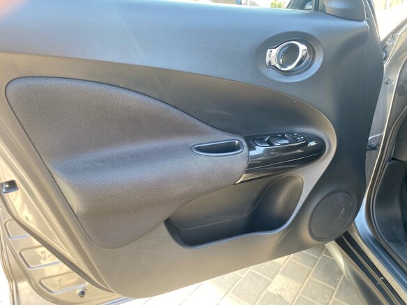 2014 Nissan Juke I, серый, 1350000 рублей - вид 9