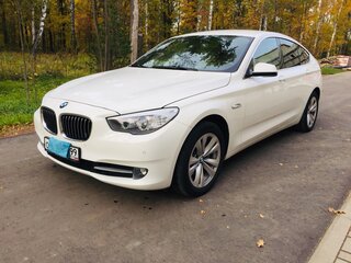 2012 BMW 5 серии Gran Turismo 535i xDrive VI (F10/F11/F07), белый, 1950000 рублей, вид 1