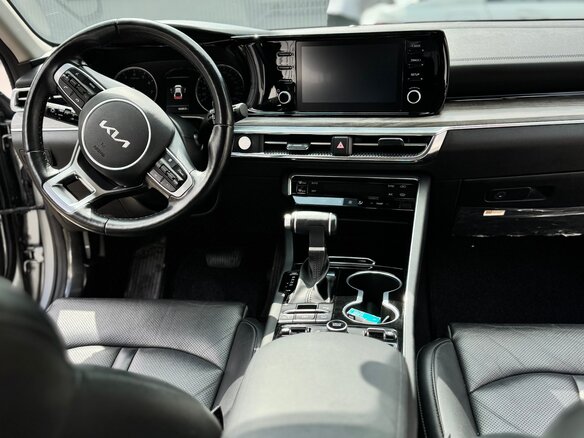 2022 Kia K5 III, серый, 3000000 рублей - вид 7