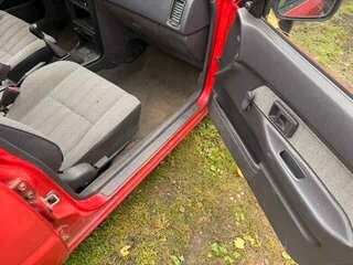 1991 Toyota Corolla VI (E90), красный, 130000 рублей, вид 5