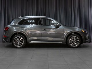 2021 Audi Q5 45 TFSI II (FY) Рестайлинг, серый, 4969000 рублей, вид 5