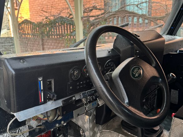 1998 Land Rover Defender 90 I, синий - вид 21