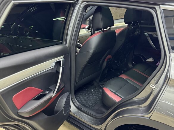 2024 Geely Coolray I, серый, 2400000 рублей - вид 16