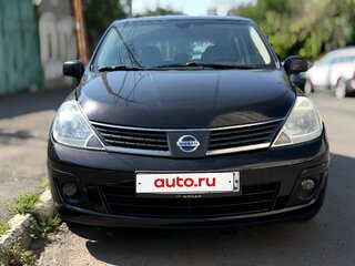 2011 Nissan Tiida I Рестайлинг, коричневый, 600000 рублей, вид 1