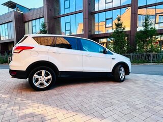 2016 Ford Kuga II, белый, 1100000 рублей, вид 3