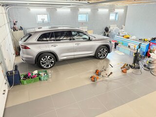 2024 Geely Monjaro I, серый, 3700000 рублей, вид 4