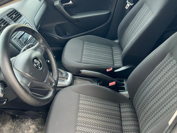 2016 Volkswagen Polo V Рестайлинг, серый, 1150000 рублей - вид 6