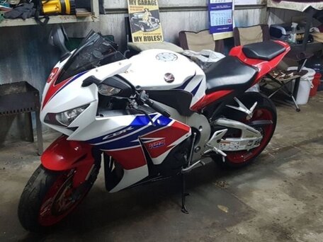 2014 Honda CBR 1000 RR/RA Fireblade, красный, 1100000 рублей, вид 2