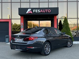 2019 BMW 5 серии 520d xDrive VII (G30/G31/G38), серый, 3678000 рублей, вид 5