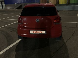 2011 Volkswagen Polo V, красный, 550000 рублей, вид 4