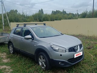 2010 Nissan Qashqai I Рестайлинг, серебристый, 630000 рублей, вид 1