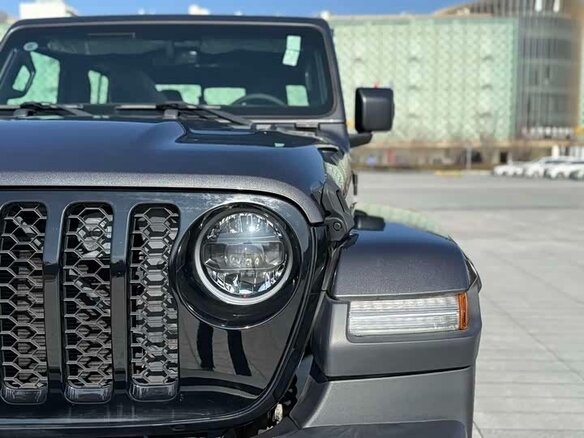 2026 Jeep Gladiator II (JT) Рестайлинг, чёрный, 6980000 рублей - вид 19