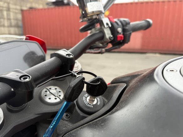 2021 Ducati Monster 937, красный, 970000 рублей - вид 15