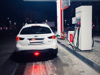 2017 Infiniti QX70, белый, 3900000 рублей, вид 3