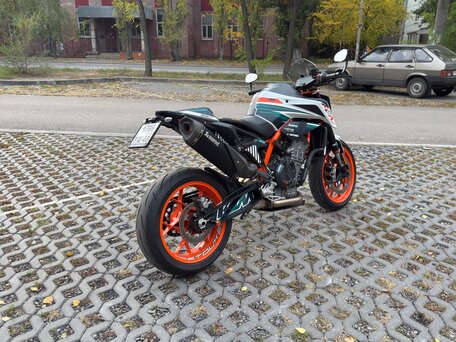 2020 KTM 890 Duke R, оранжевый, 760000 рублей, вид 4