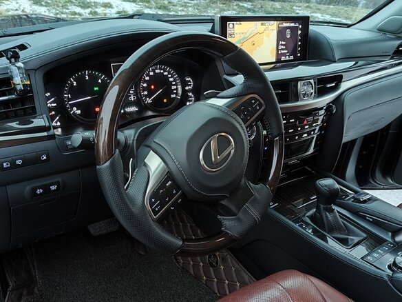 2016 Lexus LX 450d III Рестайлинг 2, синий, 6650000 рублей - вид 9