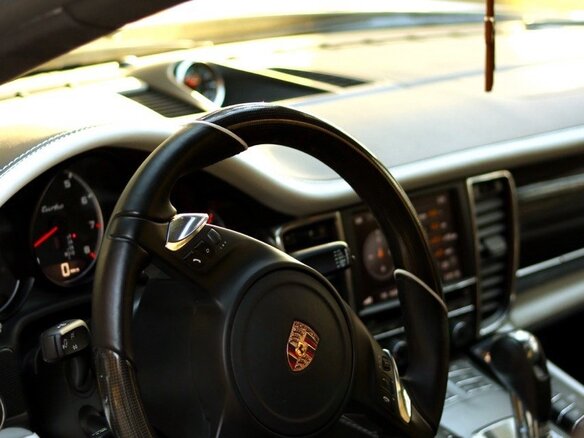 2010 Porsche Panamera Turbo I, белый, 5500000 рублей - вид 13
