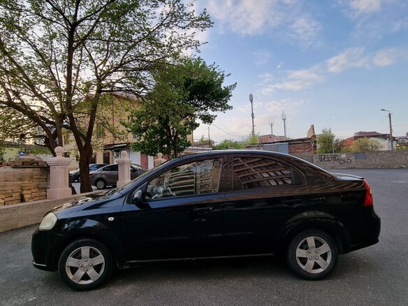 2010 Chevrolet Aveo I Рестайлинг, чёрный, 600000 рублей - вид 8