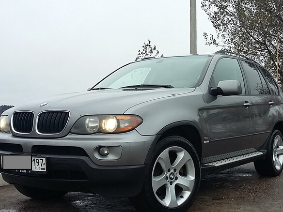 2005 BMW X5 3.0i I (E53) Рестайлинг, серый - вид 1