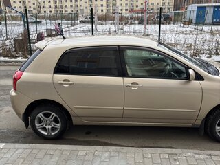 2002 Toyota Corolla Runx IX (E120, E130), бежевый, 560000 рублей, вид 2