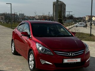 2016 Hyundai Solaris I Рестайлинг, красный, 1400000 рублей, вид 3