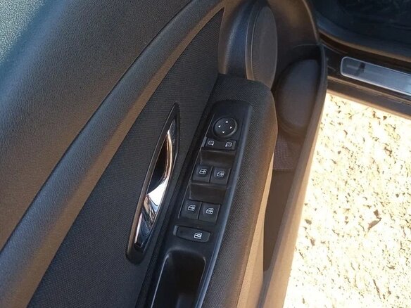 2014 Renault Fluence I Рестайлинг, коричневый, 500000 рублей - вид 11