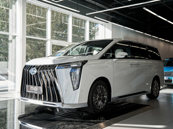 2026 GAC M8, белый - вид 1