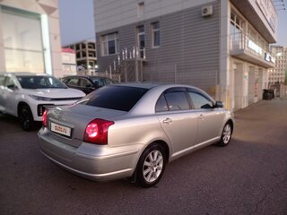 2007 Toyota Avensis II Рестайлинг, серебристый, 1050000 рублей, вид 2