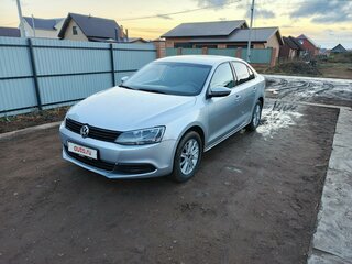 2014 Volkswagen Jetta VI, серебристый, 1135000 рублей, вид 2
