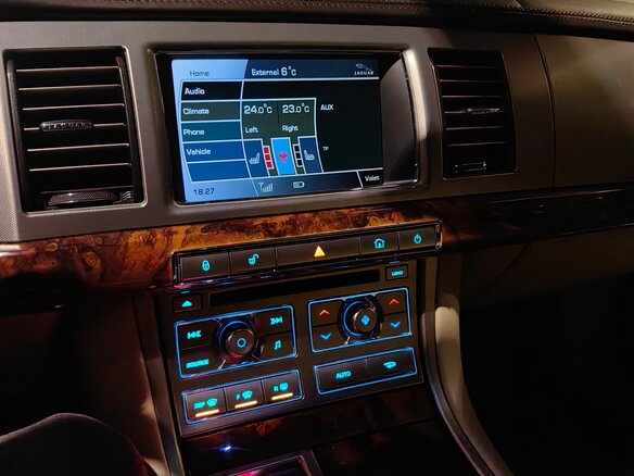 2008 Jaguar XF I, красный, 1185000 рублей - вид 16