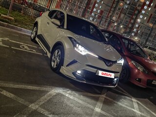 2018 Toyota C-HR I, белый, 2350000 рублей, вид 2