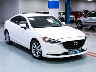 2018 Mazda 6 III (GJ) Рестайлинг 2, белый, 2550000 рублей, вид 5
