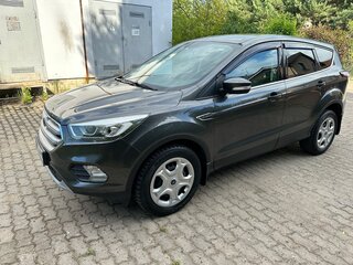 2017 Ford Kuga II Рестайлинг, серый, 2300000 рублей, вид 1