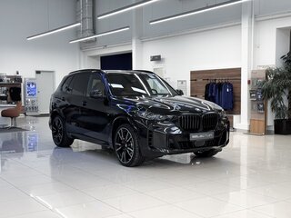 2024 BMW X5 40d IV (G05/G18) Рестайлинг, чёрный, 12999000 рублей, вид 3
