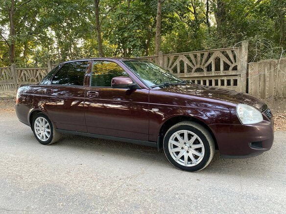 2013 Lada (ВАЗ) Priora I Рестайлинг, красный, 585000 рублей - вид 3
