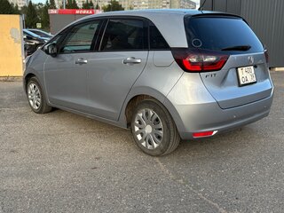 2022 Honda Fit IV, серебристый, 1215000 рублей, вид 5