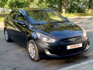 2014 Hyundai Solaris I, чёрный, 860000 рублей, вид 3