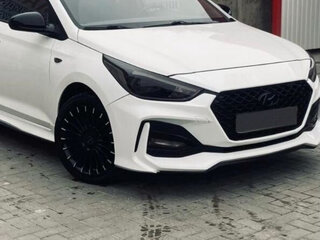 2017 Hyundai Solaris II, белый, 1440000 рублей, вид 2
