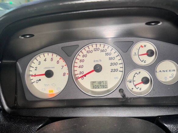2005 Mitsubishi Lancer IX, красный, 340000 рублей - вид 1