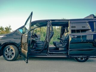 2020 Toyota Voxy III (R80) Рестайлинг, чёрный, 2850000 рублей, вид 4