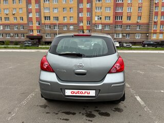 2012 Nissan Tiida I Рестайлинг, серый, 700000 рублей, вид 5