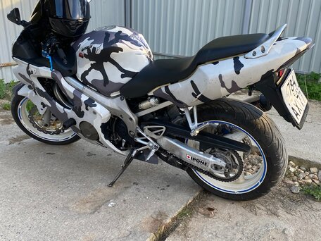 2001 Honda CBR 600F, серебристый, 390000 рублей, вид 1