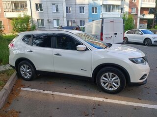 2015 Nissan X-Trail III, белый, 2100000 рублей, вид 2