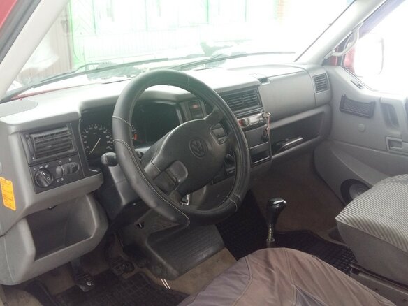 1997 Volkswagen Caravelle Long T4, красный, 850000 рублей - вид 5