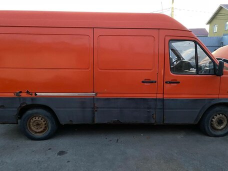 2001 Volkswagen LT, оранжевый, 800000 рублей, вид 4
