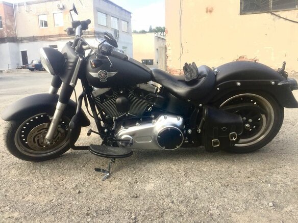 2010 Harley-Davidson Fat Boy, чёрный - вид 1