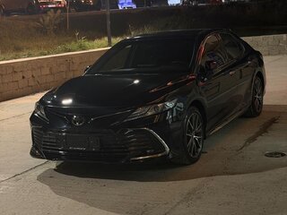 2023 Toyota Camry VIII (XV70) Рестайлинг, чёрный, 3500000 рублей, вид 5
