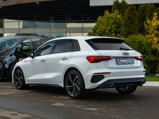 2020 Audi A3 Sportback 35 TFSI IV (8Y), белый, 2578000 рублей, вид 4